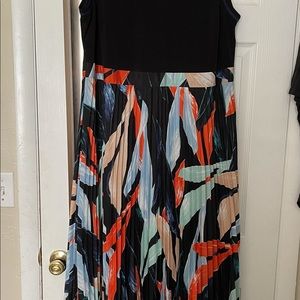 Comfy Vince Camuto Maxi dress size 16
